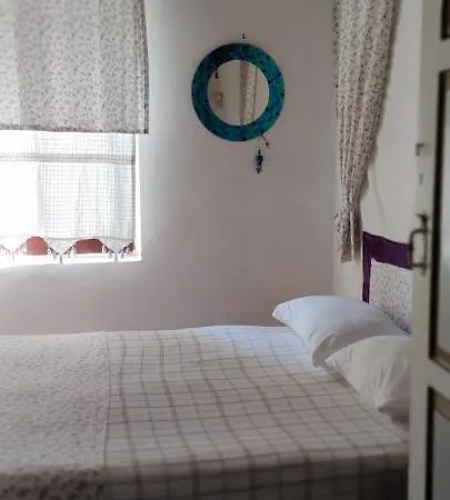 Hayat Alti Konukevi & Butik Affittacamere